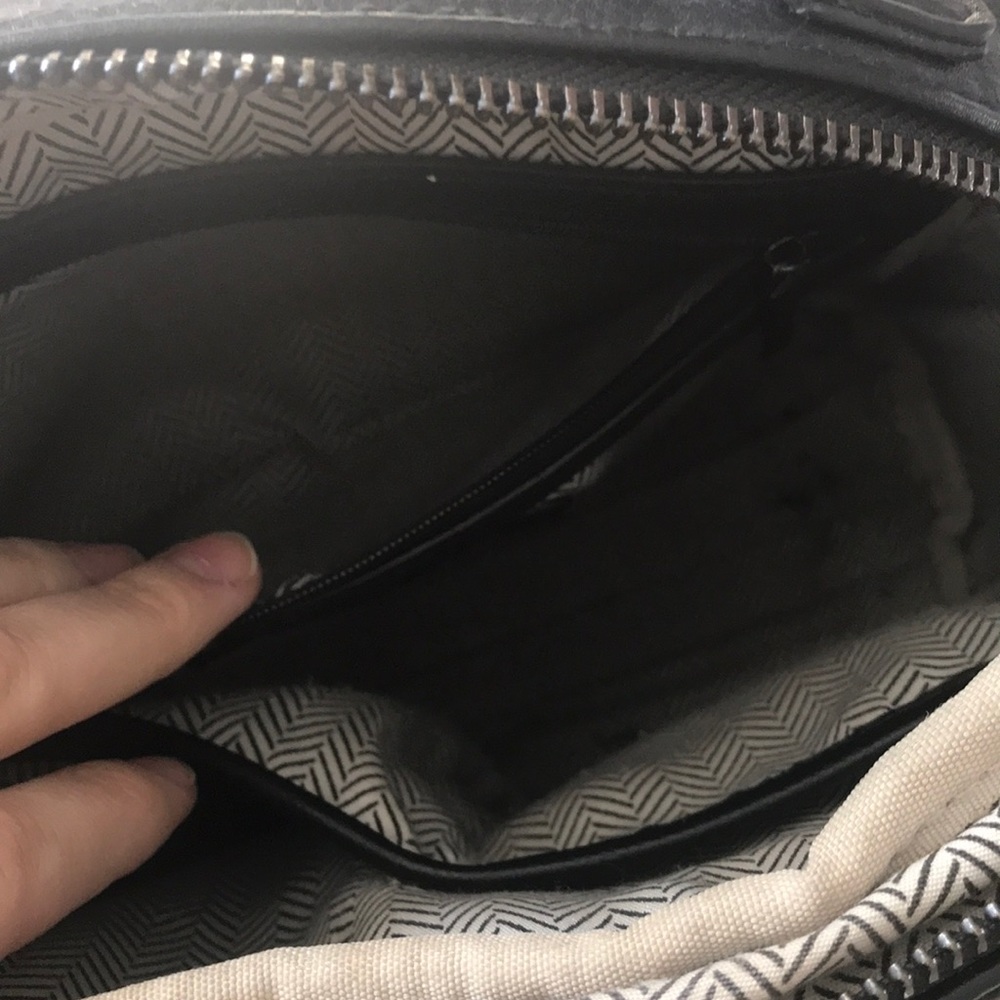 Purse - Picture 5 of 8